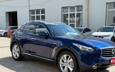 Infiniti QX70, 2014 год, 1 900 000 рублей, 1 фотография
