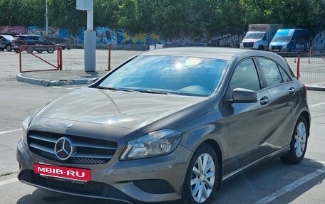 Mercedes-Benz A-Класс, 2013 год, 1 250 000 рублей, 2 фотография