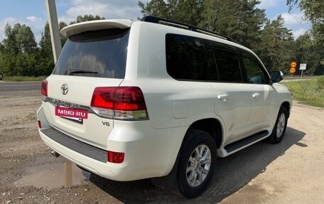 Toyota Land Cruiser 200, 2020 год, 8 650 000 рублей, 2 фотография