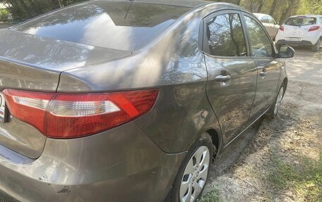 KIA Rio III рестайлинг, 2013 год, 600 000 рублей, 6 фотография