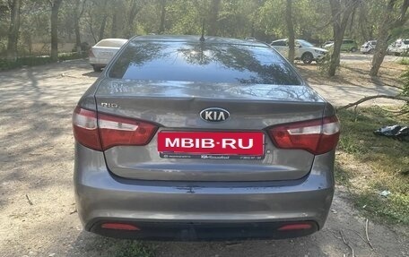 KIA Rio III рестайлинг, 2013 год, 600 000 рублей, 2 фотография