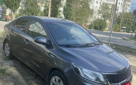 KIA Rio III рестайлинг, 2013 год, 600 000 рублей, 3 фотография