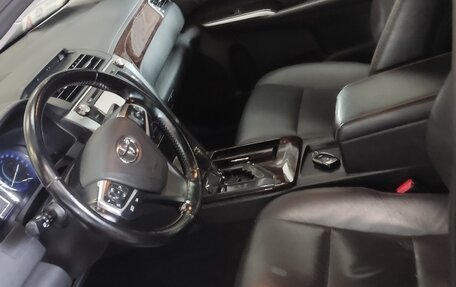 Toyota Camry, 2015 год, 1 650 000 рублей, 5 фотография