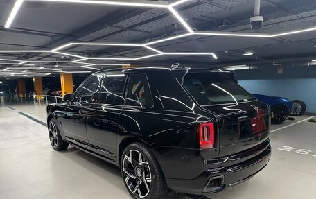 Rolls-Royce Cullinan, 2026 год, 68 000 000 рублей, 3 фотография