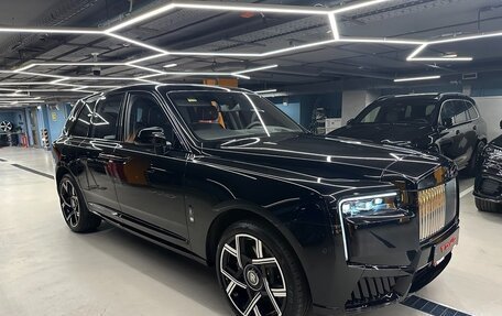 Rolls-Royce Cullinan, 2026 год, 68 000 000 рублей, 2 фотография