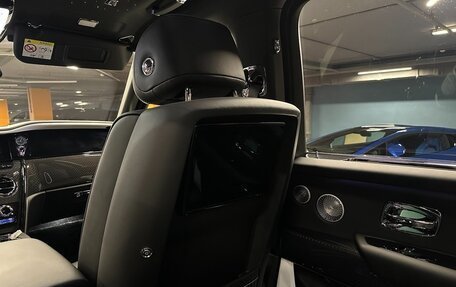 Rolls-Royce Cullinan, 2026 год, 68 000 000 рублей, 13 фотография
