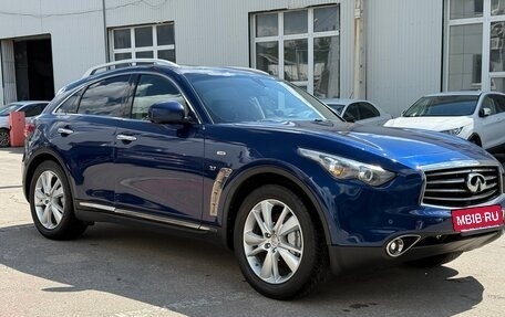 Infiniti QX70, 2014 год, 1 900 000 рублей, 4 фотография