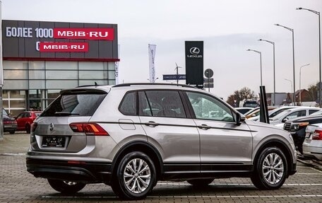 Volkswagen Tiguan II, 2019 год, 1 965 000 рублей, 6 фотография