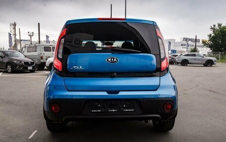 KIA Soul II рестайлинг, 2019 год, 1 630 000 рублей, 8 фотография