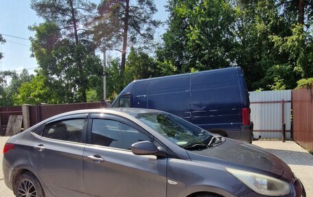 Hyundai Solaris II рестайлинг, 2013 год, 470 000 рублей, 1 фотография