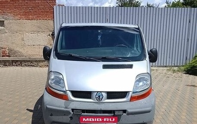 Renault Trafic, 2004 год, 1 000 000 рублей, 1 фотография