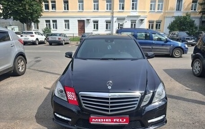 Mercedes-Benz E-Класс, 2012 год, 2 000 000 рублей, 1 фотография