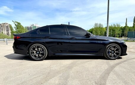 BMW 5 серия, 2018 год, 3 900 000 рублей, 10 фотография