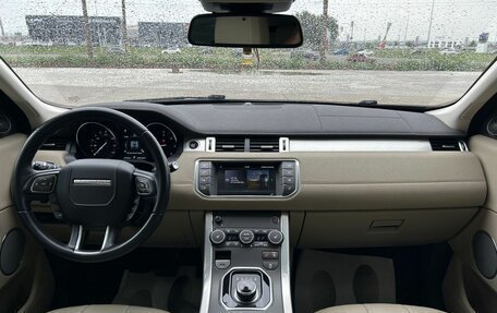 Land Rover Range Rover Evoque I, 2018 год, 2 699 000 рублей, 19 фотография
