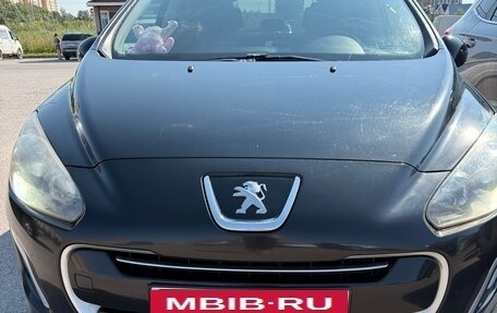 Peugeot 308 II, 2011 год, 450 000 рублей, 2 фотография