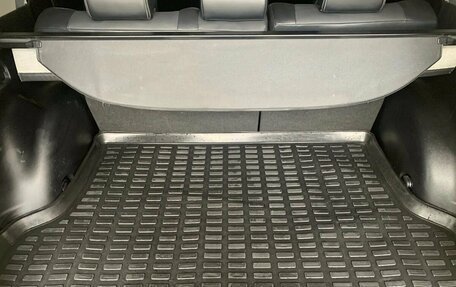 Toyota RAV4, 2017 год, 2 400 000 рублей, 7 фотография