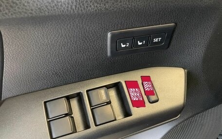 Toyota RAV4, 2017 год, 2 400 000 рублей, 17 фотография