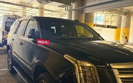 Cadillac Escalade IV, 2016 год, 4 800 000 рублей, 2 фотография