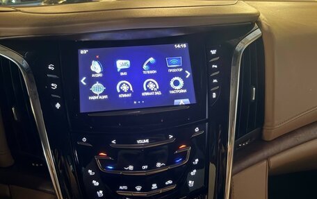 Cadillac Escalade IV, 2016 год, 4 800 000 рублей, 8 фотография