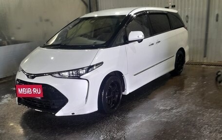 Toyota Estima III рестайлинг -2, 2016 год, 2 500 000 рублей, 3 фотография
