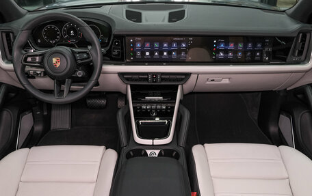 Porsche Cayenne III, 2026 год, 19 750 000 рублей, 14 фотография