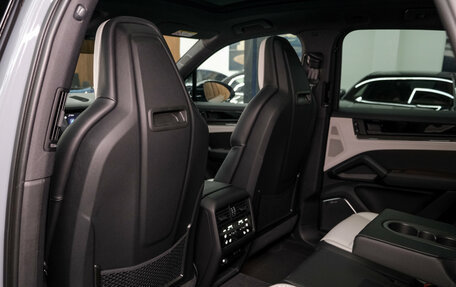 Porsche Cayenne III, 2026 год, 19 750 000 рублей, 30 фотография