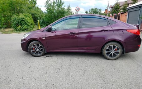 Hyundai Solaris II рестайлинг, 2011 год, 499 999 рублей, 4 фотография