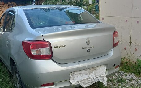 Renault Logan II, 2014 год, 650 000 рублей, 3 фотография