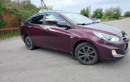 Hyundai Solaris II рестайлинг, 2011 год, 499 999 рублей, 9 фотография
