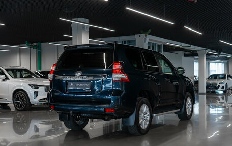 Toyota Land Cruiser Prado 150 рестайлинг 2, 2014 год, 4 150 000 рублей, 4 фотография