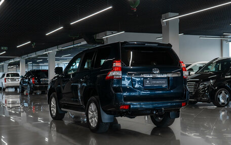 Toyota Land Cruiser Prado 150 рестайлинг 2, 2014 год, 4 150 000 рублей, 5 фотография