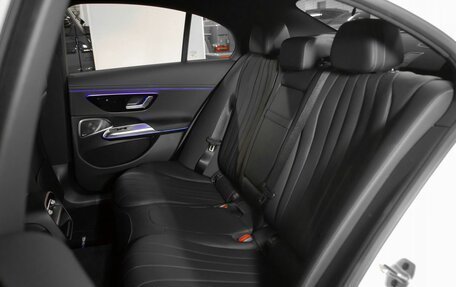Mercedes-Benz E-Класс, 2025 год, 12 600 000 рублей, 24 фотография