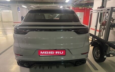Porsche Cayenne III, 2022 год, 12 900 000 рублей, 2 фотография