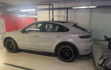 Porsche Cayenne III, 2022 год, 12 900 000 рублей, 3 фотография
