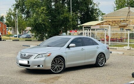 Toyota Camry, 2007 год, 1 300 000 рублей, 2 фотография