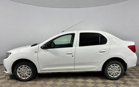 Renault Logan II, 2017 год, 450 000 рублей, 2 фотография