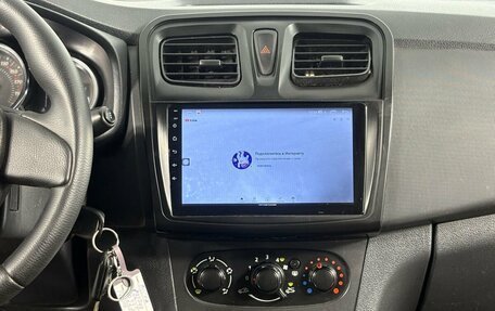Renault Logan II, 2017 год, 450 000 рублей, 14 фотография