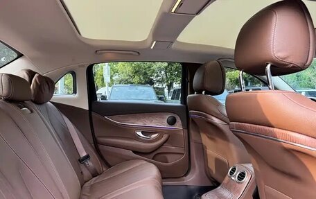 Mercedes-Benz E-Класс, 2022 год, 4 245 000 рублей, 8 фотография