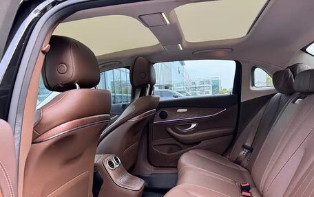Mercedes-Benz E-Класс, 2022 год, 4 245 000 рублей, 9 фотография