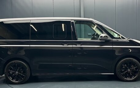 Volkswagen Multivan, 2023 год, 5 350 000 рублей, 4 фотография