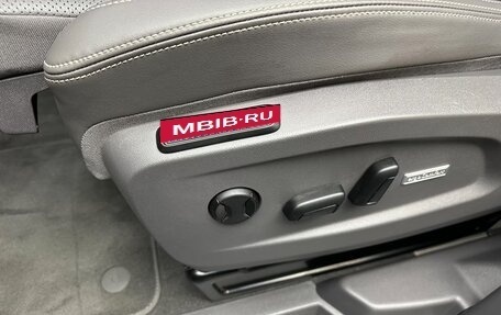 Volkswagen Multivan, 2023 год, 5 350 000 рублей, 13 фотография
