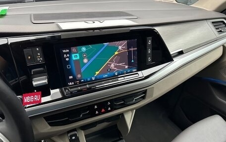 Volkswagen Multivan, 2023 год, 5 350 000 рублей, 10 фотография
