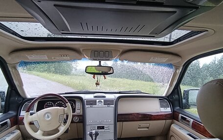 Lincoln Navigator, 2005 год, 1 550 000 рублей, 7 фотография