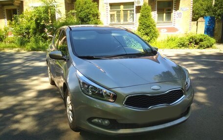 KIA cee'd III, 2013 год, 830 000 рублей, 2 фотография