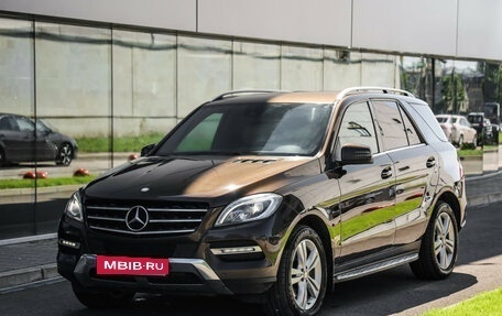 Mercedes-Benz M-Класс, 2012 год, 2 099 000 рублей, 4 фотография