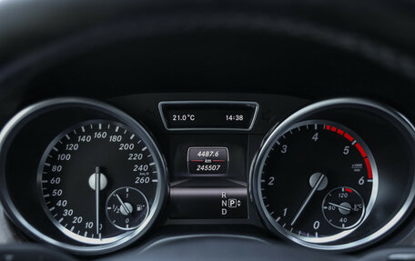 Mercedes-Benz M-Класс, 2012 год, 2 099 000 рублей, 19 фотография