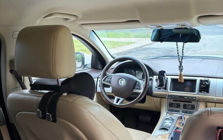Jaguar XF I рестайлинг, 2013 год, 1 850 000 рублей, 2 фотография