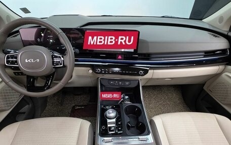 KIA Carnival, 2024 год, 4 600 000 рублей, 7 фотография