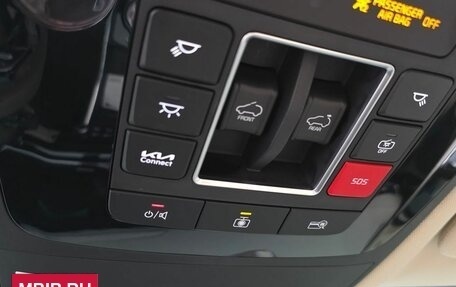 KIA Carnival, 2024 год, 4 600 000 рублей, 22 фотография