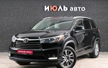 Toyota Highlander III, 2014 год, 2 835 000 рублей, 1 фотография